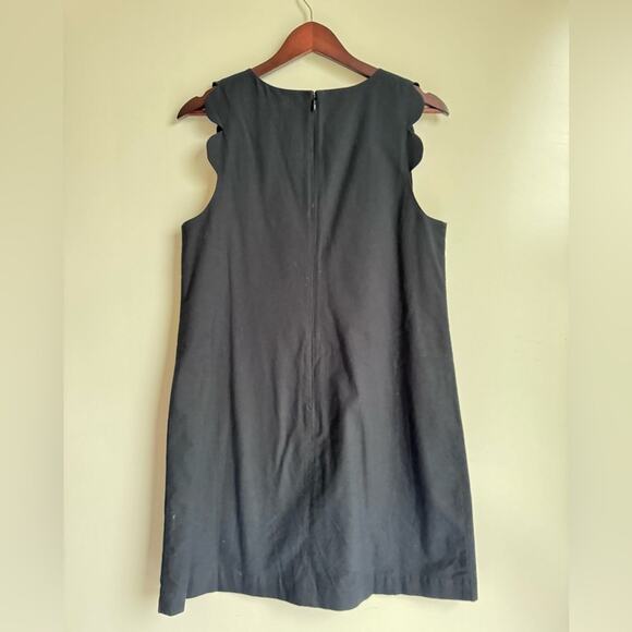 Vineyard Vines Scalloped Ponte Navy Dress Size 8 cotton coastal preppy nautical‎ - Picture 9 of 10